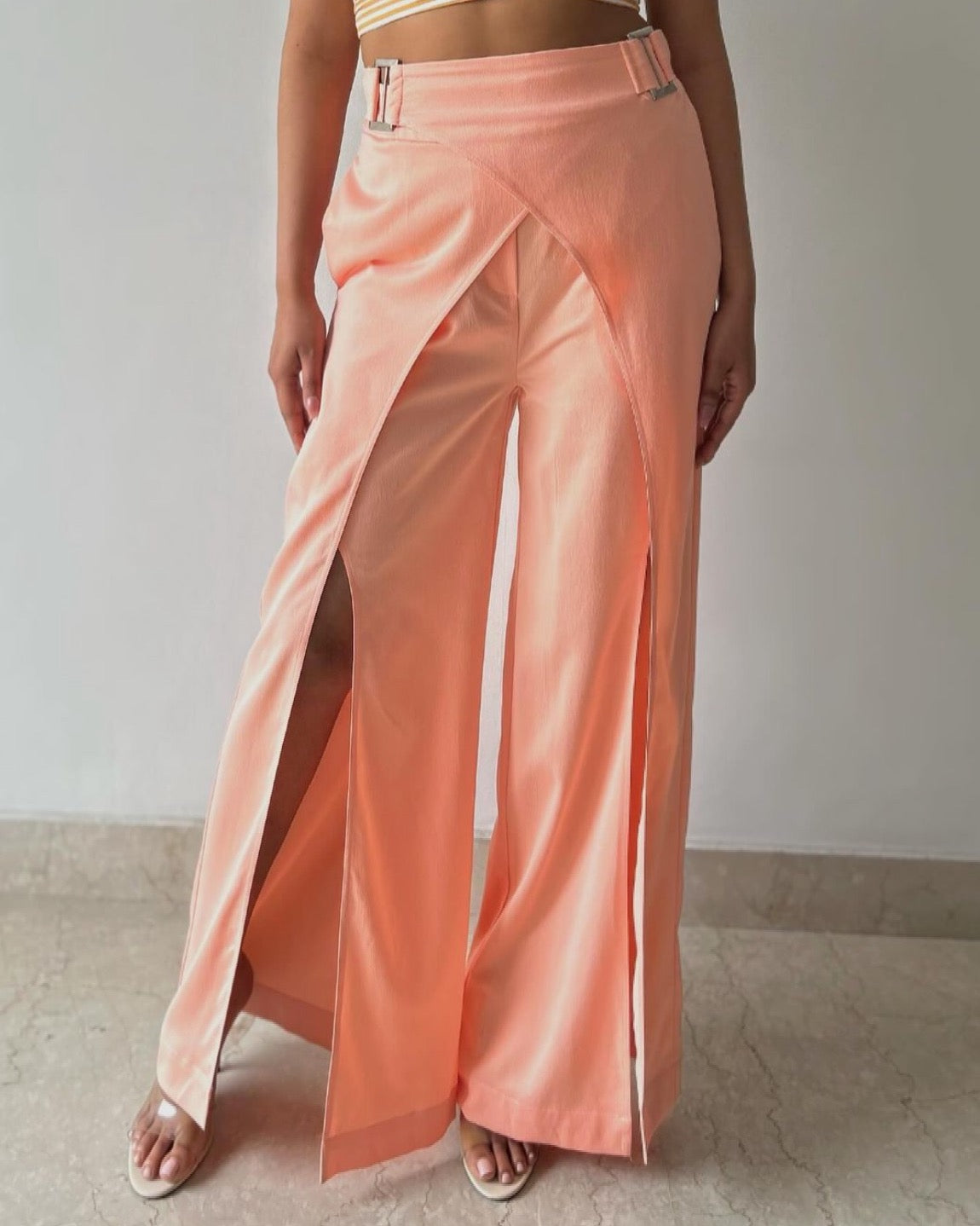 Trousers with slits