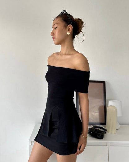 The Sabrina Top in Black